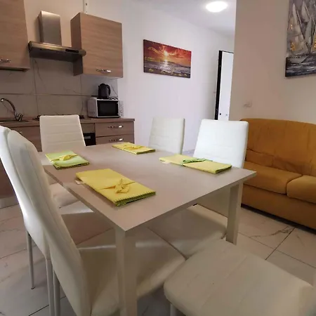 Studio In San Michele Al Tagliamento 45646 Appartement *
